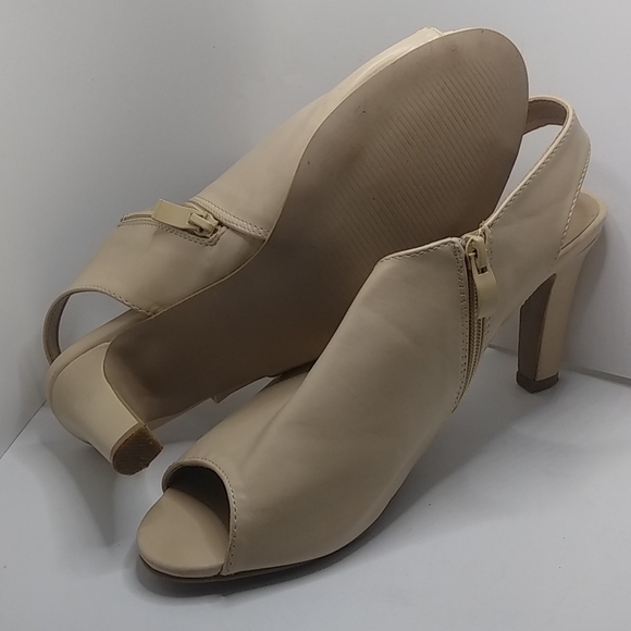 BOSTON DESIGN STUDIO - Picture 9 of 11